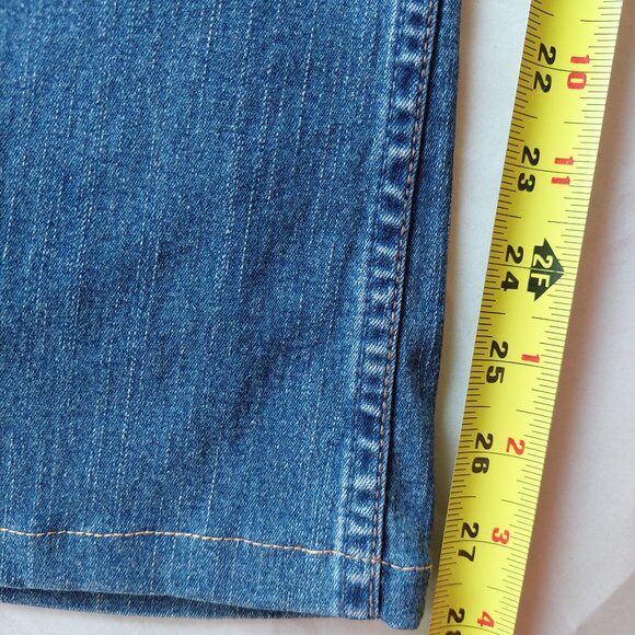 Signature Levi Jeans Women's Size 4/M At Waist Bootcut - Picture 9 of 9